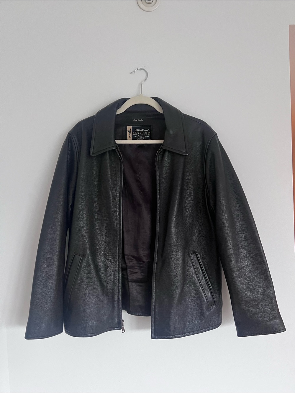 Vintage Eddie Bauer Legend for Four Generations Stine Leather Jacket Size Small